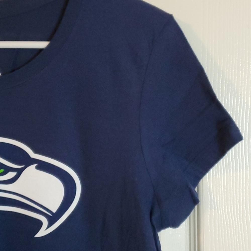 Seahawks shirt - Picture 4 of 4
